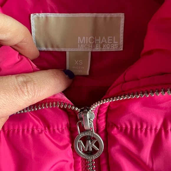 New Michael Kors Vest - Picture 2 of 4